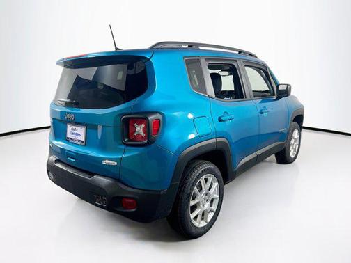 Bikini Metallic Clearcoat 2022 Jeep Renegade Latitude