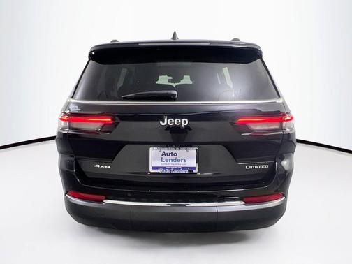 Diamond Black Crystal Pearlcoat 2023 Jeep Grand Cherokee L Limited