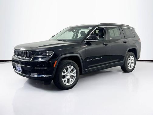 Diamond Black Crystal Pearlcoat 2023 Jeep Grand Cherokee L Limited