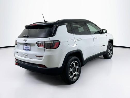 Bright White Clearcoat 2022 Jeep Compass Trailhawk