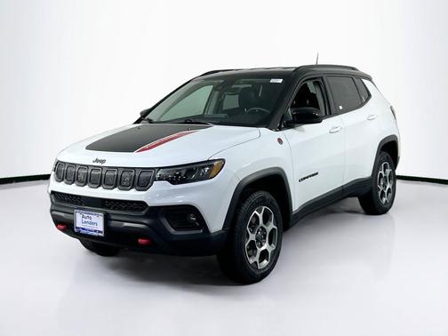 Bright White Clearcoat 2022 Jeep Compass Trailhawk