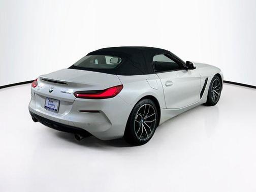 Alpine White 2022 BMW Z4 sDrive30i