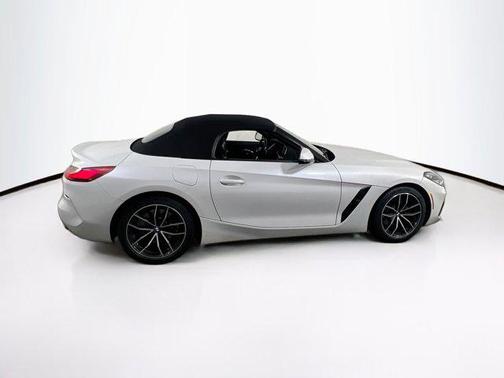 Alpine White 2022 BMW Z4 sDrive30i