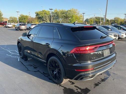 2023 Audi Q8 55 Premium Plus