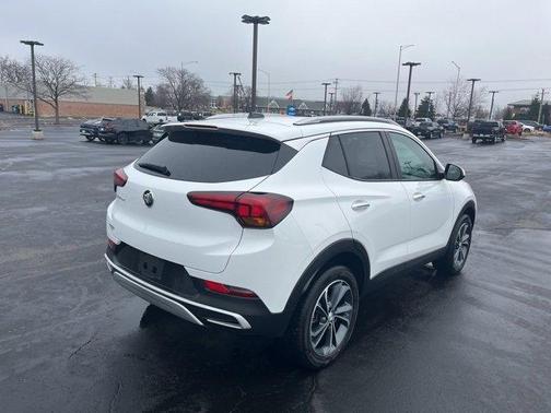 2022 Buick Encore GX Select