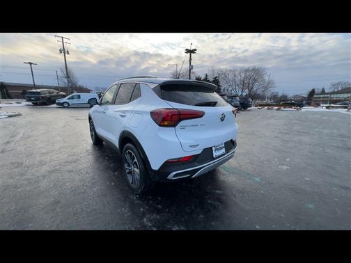 2022 Buick Encore GX Select