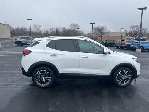 2022 Buick Encore GX Select