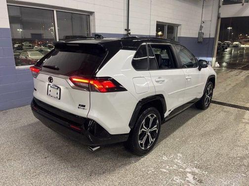 2025 Toyota RAV4 Plug-In Hybrid XSE