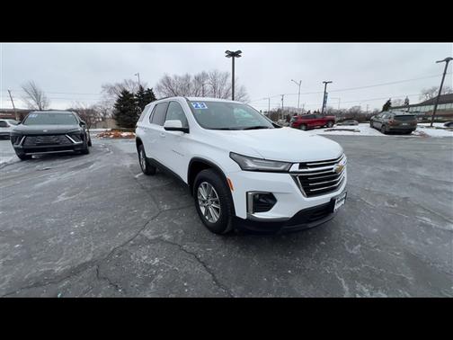 2023 Chevrolet Traverse LT Leather