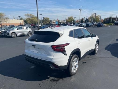 2024 Chevrolet Trax LS