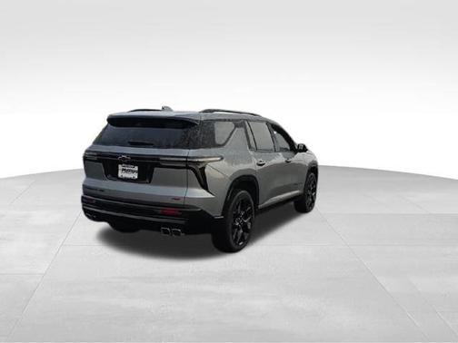 Sterling Gray Metallic 2024 Chevrolet Traverse RS