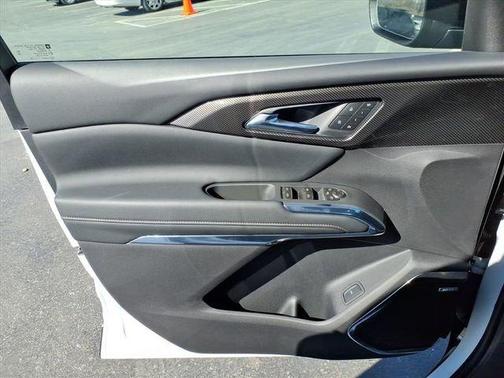 Polar White 2026 Chevrolet Traverse High Country