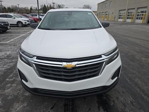 2023 Chevrolet Equinox LS