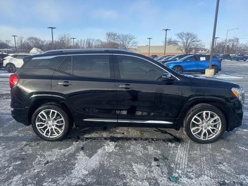 2022 GMC Terrain Denali