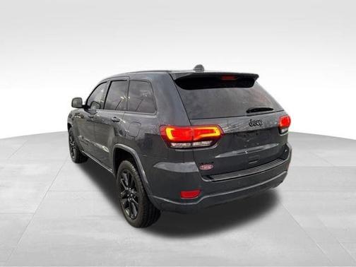 2017 Jeep Grand Cherokee Altitude