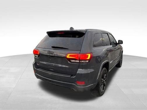 2017 Jeep Grand Cherokee Altitude