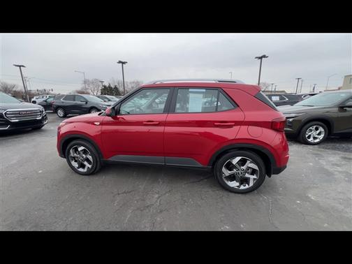 2022 Hyundai VENUE Limited