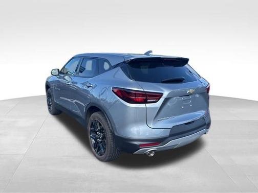 Sterling Gray Metallic 2023 Chevrolet Blazer 2LT