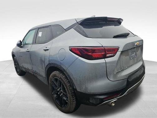 Sterling Gray Metallic 2023 Chevrolet Blazer 2LT