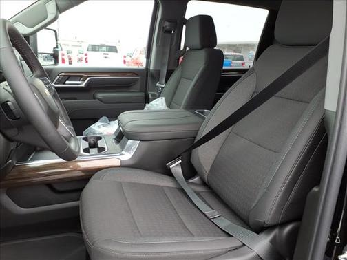 2026 Chevrolet Silverado 3500 LT