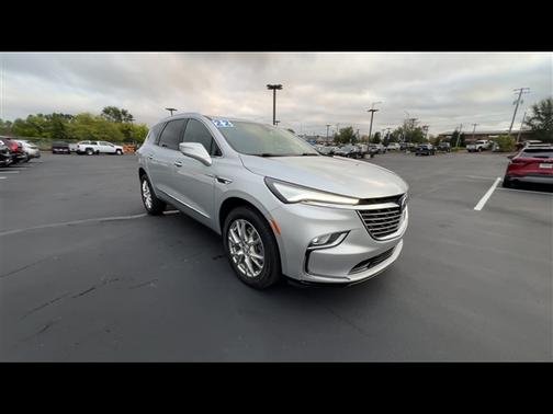 2022 Buick Enclave Essence