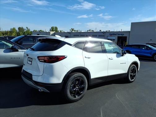 2025 Chevrolet Blazer LT