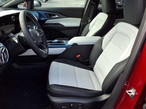 2025 Chevrolet Equinox EV LT 2