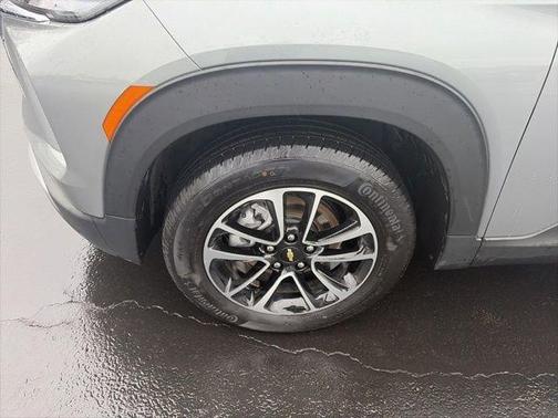 Sterling Gray Metallic 2025 Chevrolet Trailblazer LT