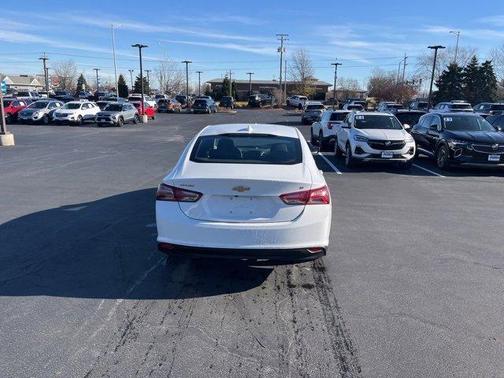 2022 Chevrolet Malibu LT