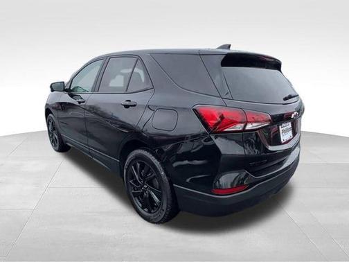 Mosaic Black Metallic 2024 Chevrolet Equinox LS