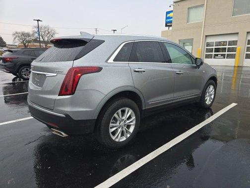 2025 Cadillac XT5 Luxury