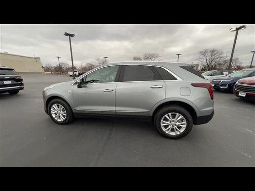 2025 Cadillac XT5 Luxury