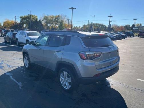 2022 Jeep Compass Latitude