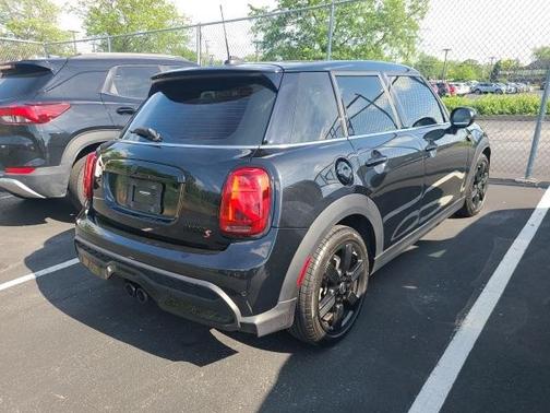 2023 MINI Hardtop Cooper