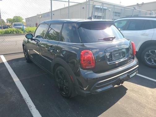 2023 MINI Hardtop Cooper