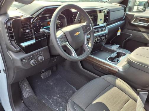 2026 Chevrolet Silverado 3500 LT