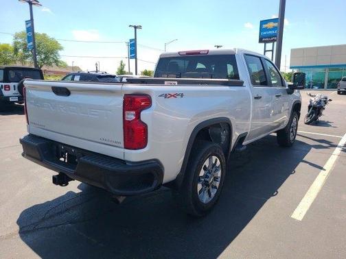 2023 Chevrolet Silverado 2500 Custom