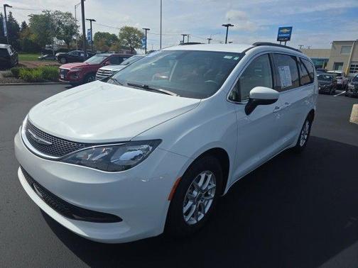 2021 Chrysler Voyager LXI