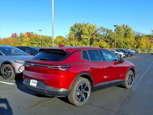 2026 Chevrolet Equinox EV LT 1
