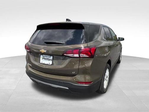 Harvest Gold / Bronze 2023 Chevrolet Equinox 1LT