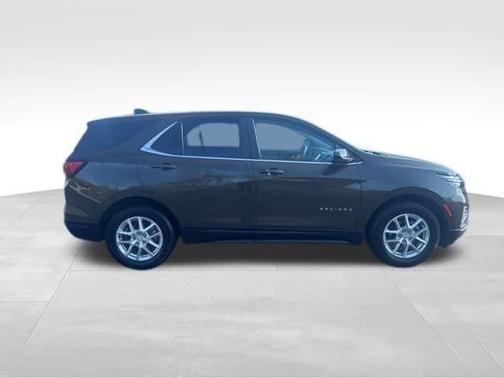 Harvest Gold / Bronze 2023 Chevrolet Equinox 1LT