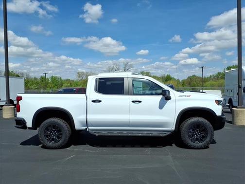 Summit White 2026 Chevrolet Silverado 1500 ZR2