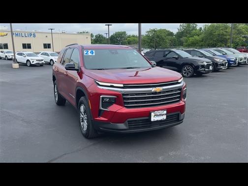 2024 Chevrolet Traverse LT