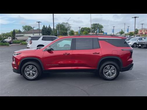 2024 Chevrolet Traverse LT