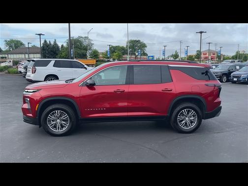 2024 Chevrolet Traverse LT