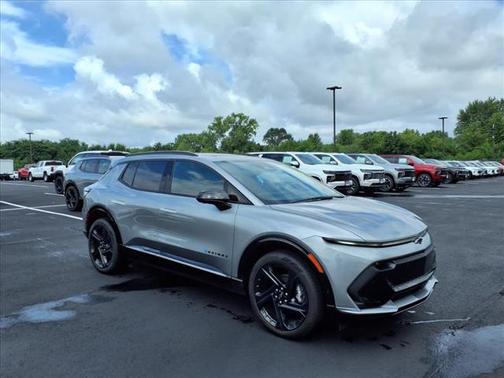 2025 Chevrolet Equinox EV RS