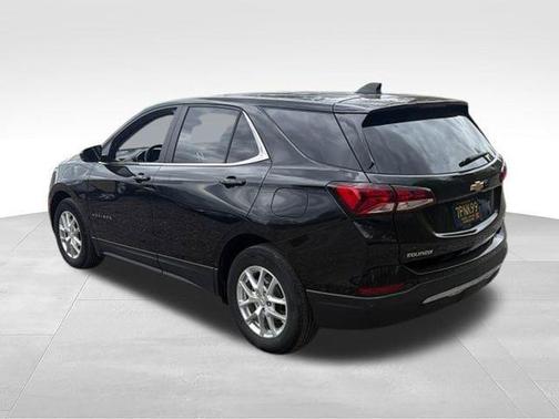Mosaic Black Metallic 2024 Chevrolet Equinox LT