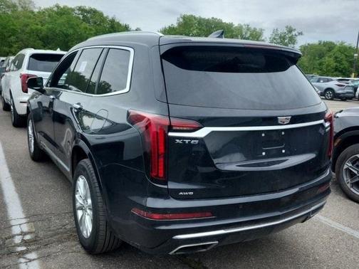 2023 Cadillac XT6 Luxury AWD