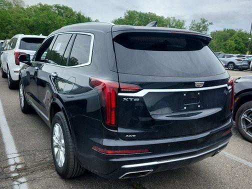 2023 Cadillac XT6 Luxury AWD