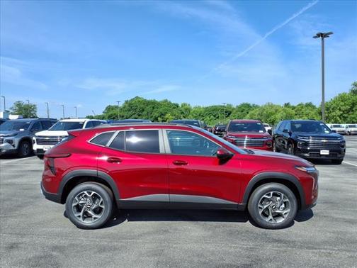 2025 Chevrolet Trax LT